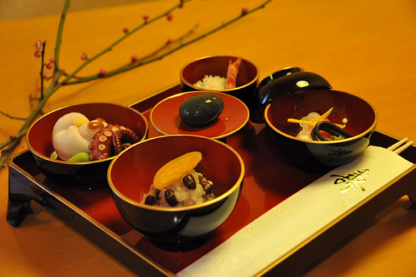 三源庵のお食い初め膳の画像