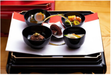 東山のお食い初め膳の画像