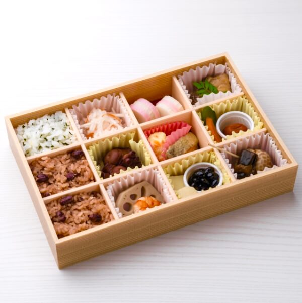 諷詠のお食い初め膳の画像