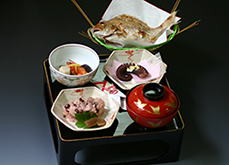 下鴨福助のお食い初め膳の画像